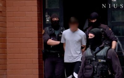 La Guardia Civil toma el barrio de La Coma de Paterna en una redada contra una banda dedicada al robo y la estafa en toda España